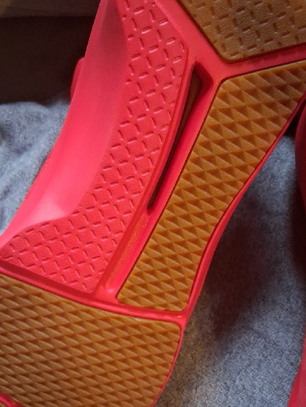 Puma All-Red Slip-On High Tops - Picture 5 of 5